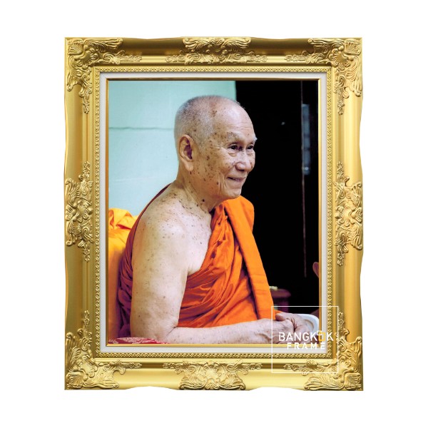 กรอบพระไว้ตั้งบูชา